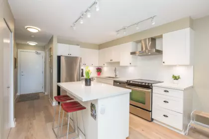103 500 Royal Avenue, New Westminster, BC, New Westminster — Apartment/Condo for sale