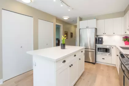 Kitchen Photo of 103 500 Royal Avenue, New Westminster, BC