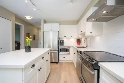 103 500 Royal Avenue, New Westminster, BC, New Westminster — Apartment/Condo for sale