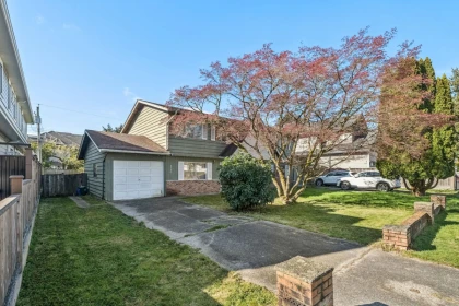 3740 Blundell Road, Richmond, BC, Richmond — Half Duplex for sale