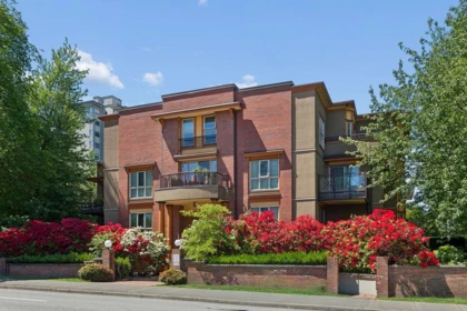 Hot Tub / Spa Photo of 1B 2775 Fir Street, Vancouver, BC