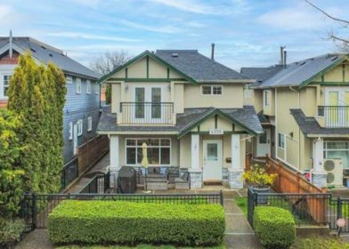 Front Yard Photo of 4355 Albert Street, Burnaby, BC