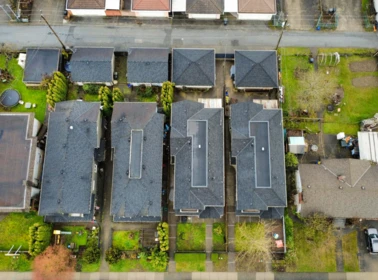 Garden / Landscaping Photo of 4355 Albert Street, Burnaby, BC