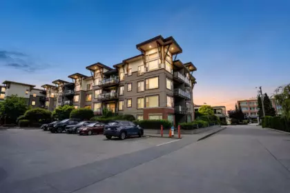 310 33538 Marshall Road, Abbotsford, BC, Abbotsford — Apartment/Condo for sale