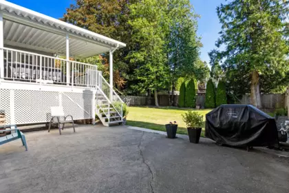 18238 58b Avenue, Surrey, BC, Surrey — Single Family Residence for sale