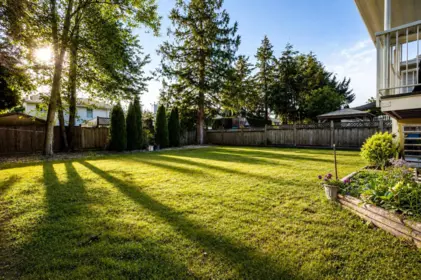 Kitchen Island Photo of 18238 58b Avenue, Surrey, BC