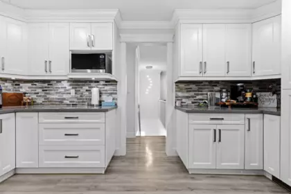 Laundry Room Photo of 18238 58b Avenue, Surrey, BC