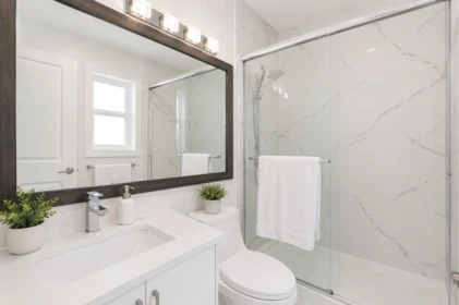 Mudroom Photo of 5921 140b Street, Surrey, BC