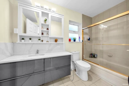 Basement Recreation Room Photo of 4673 Woodburn Road, West Vancouver, BC
