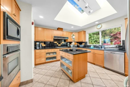 Primary Bedroom Photo of 4673 Woodburn Road, West Vancouver, BC