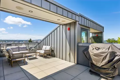 Outdoor Kitchen Photo of 129 649 E 3rd Street, North Vancouver, BC
