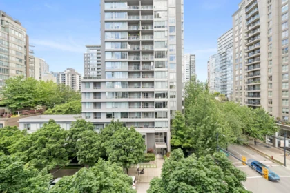 Outdoor Patio Photo of 601 1010 Richards Street, Vancouver, BC