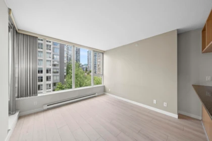 Walk-In Closet Photo of 601 1010 Richards Street, Vancouver, BC