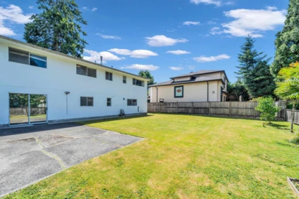 Hot Tub / Spa Photo of 9091 Ash Street, Richmond, BC