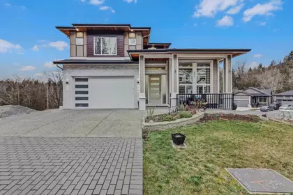 33945 Tooley Place, Mission, BC, Mission — Single Family Residence for sale