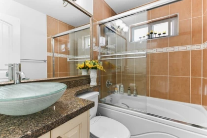Mudroom Photo of 17371 64 Avenue, Surrey, BC