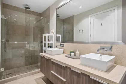 Entry Foyer Photo of 102 128 Athletes Way, Vancouver, BC