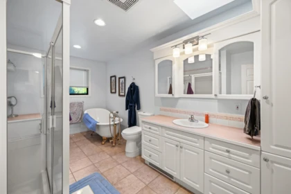 Bedroom 4 Photo of 4514 248 Street, Langley, BC