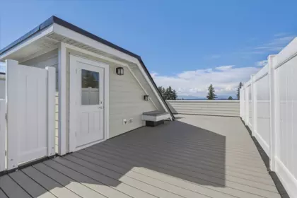 Hallway Photo of 81 15833 26 Avenue, Surrey, BC