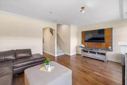 Kitchen Photo of 81 15833 26 Avenue, Surrey, BC