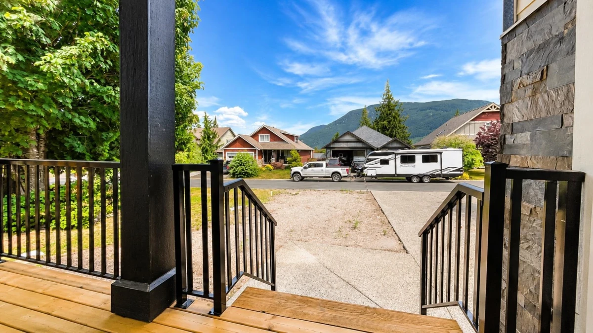 Family Room Photo of 25 14550 Morris Valley Road, Mission, BC