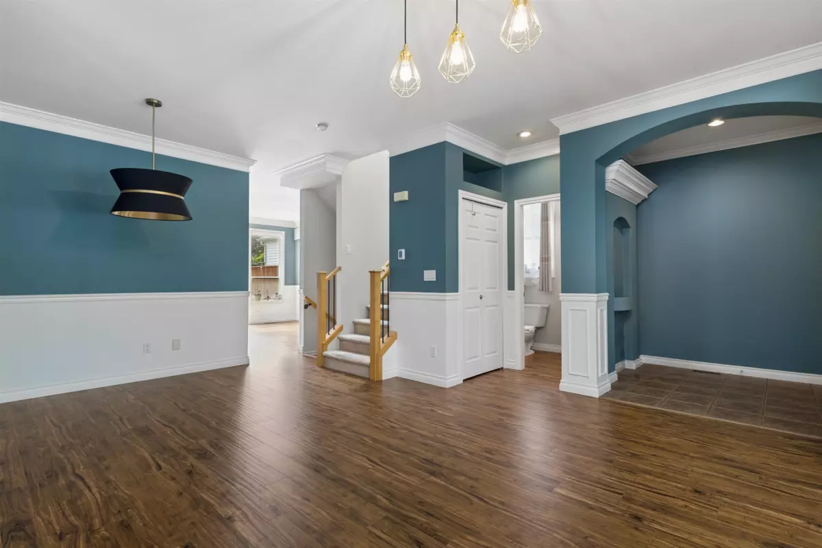 Dining Area Photo of 8838 216 Street, Langley, BC