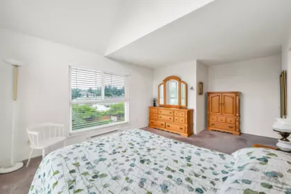 Hallway Photo of 314 19835 64 Avenue, Langley, BC
