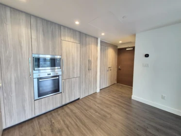 911 9887 Whalley Boulevard, Surrey, BC, Surrey — Apartment/Condo for sale