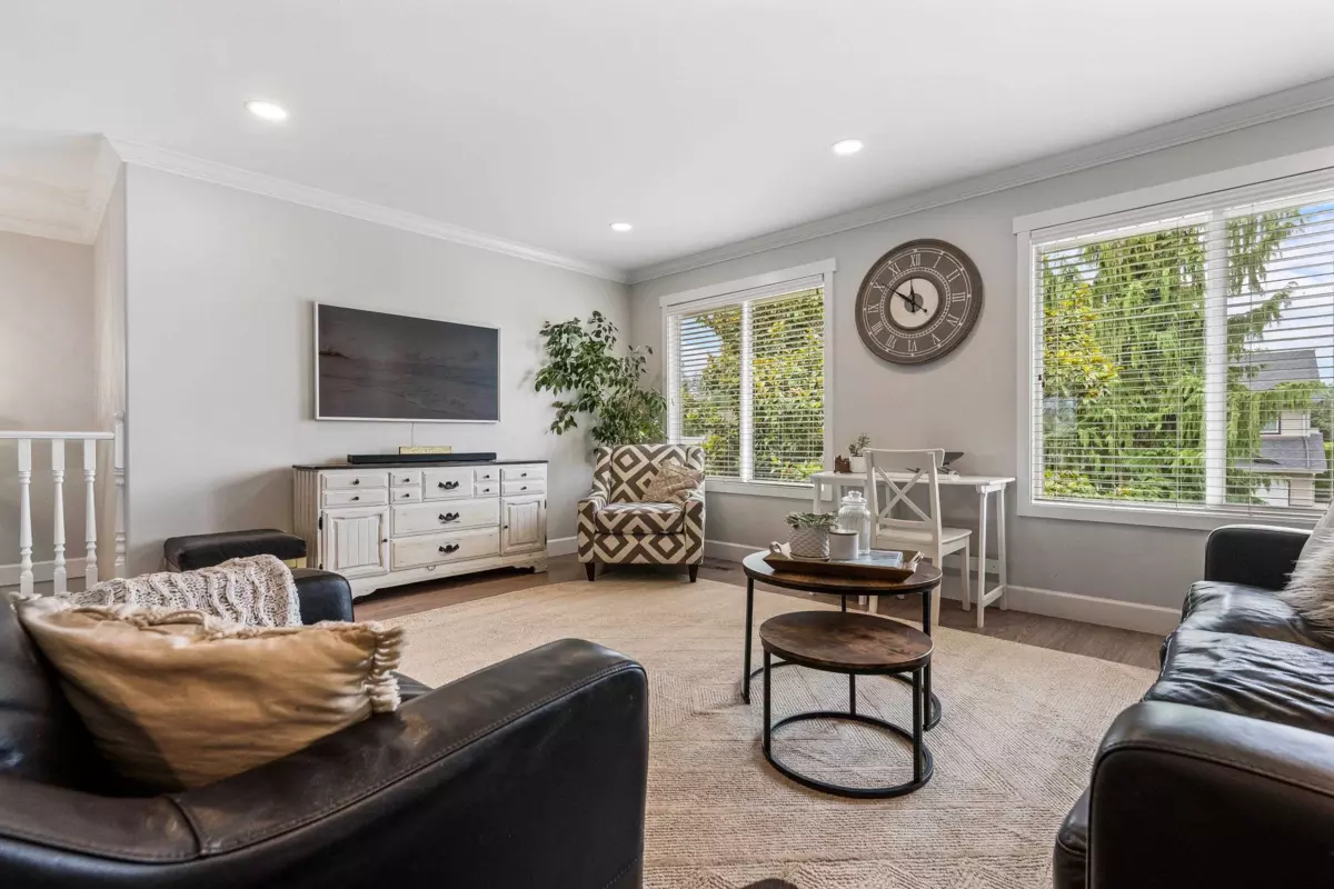 Family Room Photo of 46272 Ranchero Drive, Chilliwack, BC