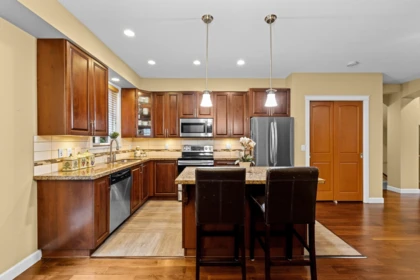 Kitchen Photo of 72 20738 84 Avenue, Langley, BC