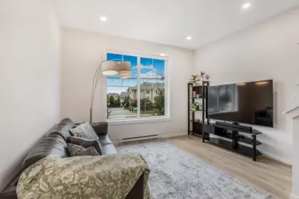 Office / Den Photo of 27 7919 204b Street, Langley, BC