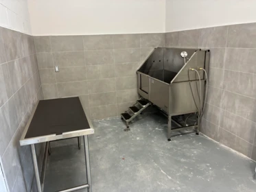 Hot Tub / Spa Photo of 609 1680 E 12th Avenue, Vancouver, BC