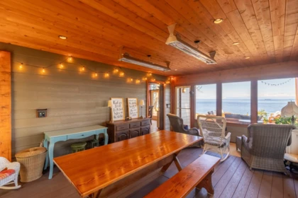 Hallway Photo of 337 East Point Road, Saturna Island, BC