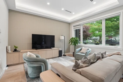 1889 E 34th Avenue, Vancouver, BC, Vancouver — Half Duplex for sale