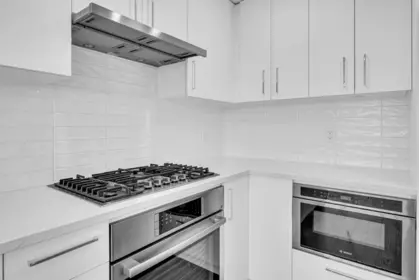 Breakfast Nook Photo of 702 1588 Johnston Road, White Rock, BC