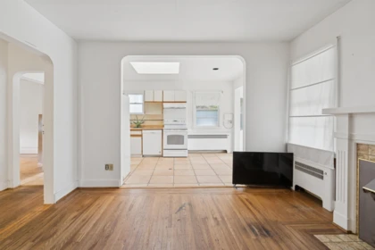 Primary Bedroom Photo of 1830 W 33rd Avenue, Vancouver, BC