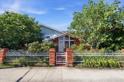 2095 E 31st Avenue, Vancouver, BC, Vancouver — Single Family Residence for sale