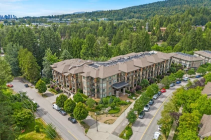 319 3399 Noel Drive, Burnaby, BC, Burnaby — Apartment/Condo for sale
