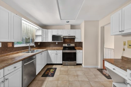 8927 146a Street, Surrey, BC, Surrey — Single Family Residence for sale