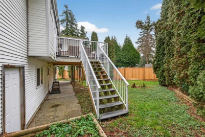 Mudroom Photo of 8927 146a Street, Surrey, BC
