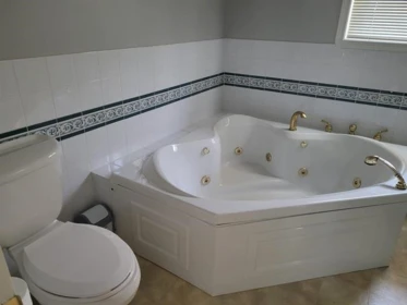 Laundry Room Photo of 2644 140 Street, Surrey, BC