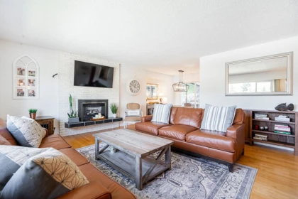 Kitchen Photo of 1062 Spar Drive, Coquitlam, BC