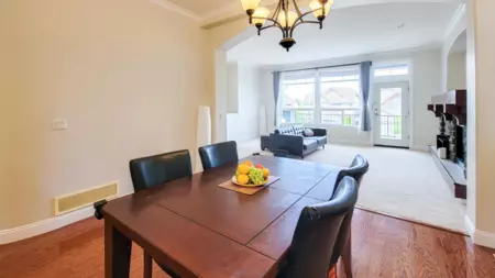 Kitchen Island Photo of 11382 154a Street, Surrey, BC