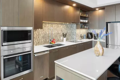 5004 13495 Central Avenue, Surrey, BC, Surrey — Apartment/Condo for sale