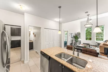 Breakfast Nook Photo of 402 245 Ross Drive, New Westminster, BC