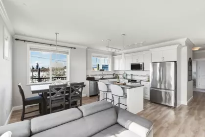 Kitchen Island Photo of 305 11862 226 Street, Maple Ridge, BC