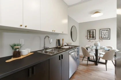 203 2240 Wall Street, Vancouver, BC, Vancouver — Apartment/Condo for sale