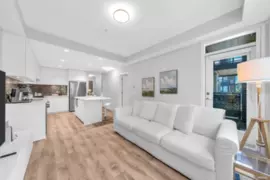 305 615 Cottonwood Avenue, Coquitlam, BC
