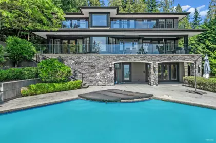 4668 Clovelly Walk, West Vancouver, BC, West Vancouver — Single Family Residence for sale