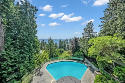 4668 Clovelly Walk, West Vancouver, BC, West Vancouver — Single Family Residence for sale